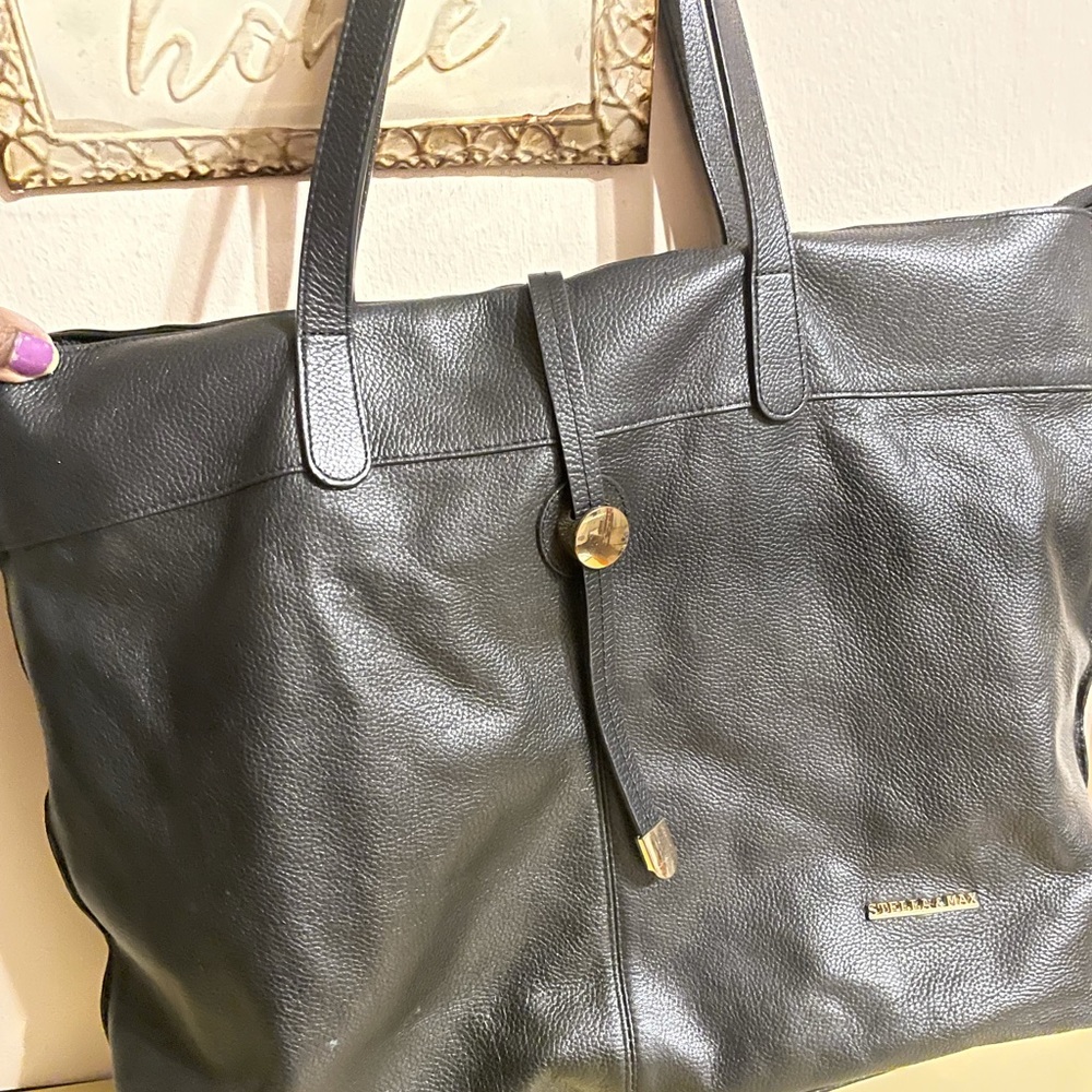 Stella & Max Black  Genuine Leather Shoulder Bag Gently Used